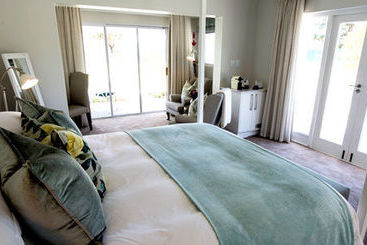 هتل Lakeside Lodge & Spa
