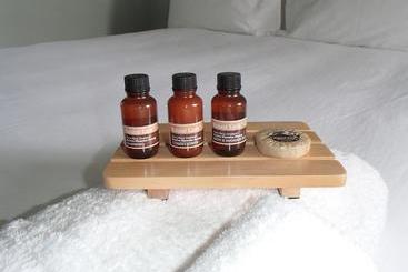 בית מלון כפרי Olympic Lodge Narooma