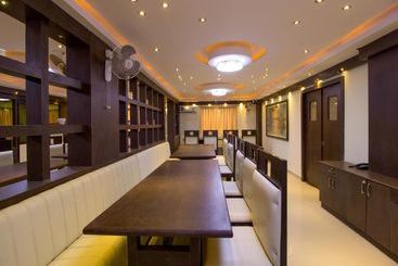 هتل Flagship  Suhana Grand