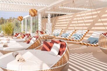هتل Plana Resort & Spa