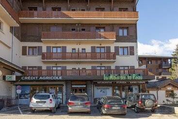 ツーリストアパートメント Résidence Les Aiguilles De Warens