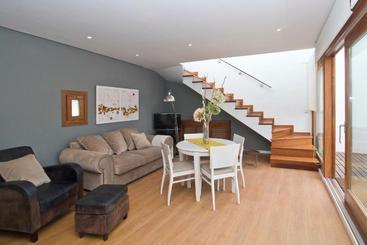 Trinitarios Apartment