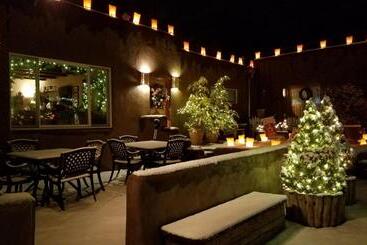 住宿加早餐  Inn On The Rio