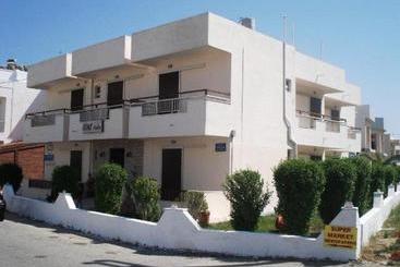 آپارتمان‌های توریست‌ها Greek Islands Studios