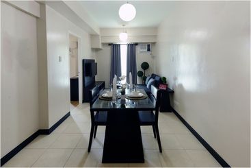 アパートホテル Home Edge Accommodations @ Tivoli Garden Residences