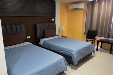 Отель The Avail