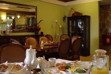 פנסיון Olympia Guesthouse