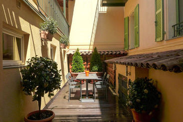 דירות לתיירים Résidence Yolande