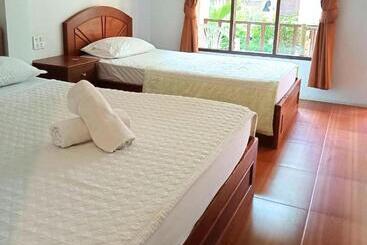 פנסיון Bank Guesthouse