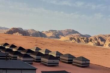 هتل Bedouin Future Camp