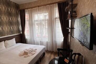 تختخواب و صبحانه Boutique Central Taksim