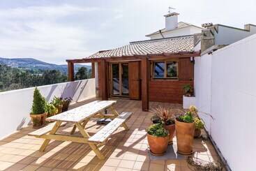 בית מלון כפרי Coliving The Valley Portugal With Coworking Space Open 24 7