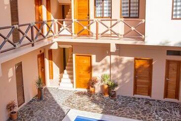 ホテル Santa Cruz Punta Zicatela