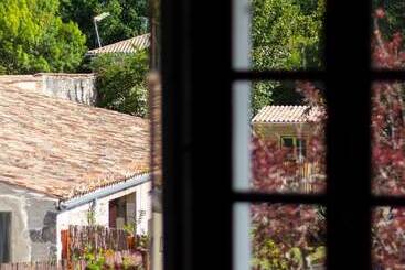 Пансион Maison Et Table D Hôtes Le Camélia Blanc