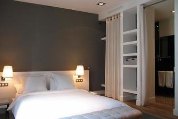 تختخواب و صبحانه The5rooms