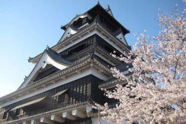 Отель Kenchomae Green