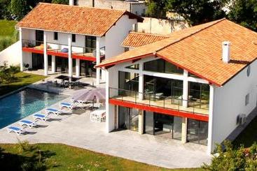 هتل Villa Cenitz Lafitenia Resort