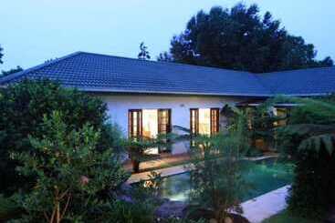 Rivendell Bed And Breakfast