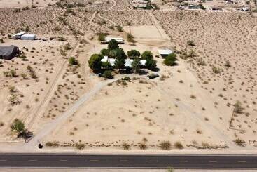 بيت ريفى 12+ Acre Equestrian Escape W/ Riding Trails!