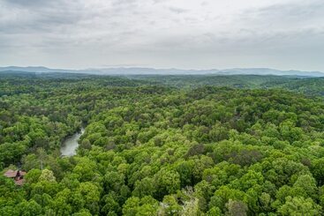 بيت ريفى Buck Valley Lodge Mountain Getaway!