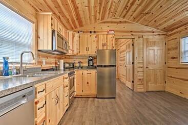 コテージ Cozy Bidwell Cabin W/ Deck: Trail & Creek Access!