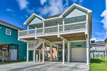 茅舍 Walk To Shore: Family Retreat In Crystal Beach!