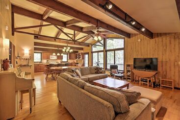 کلبه Home W/ Sauna   Close To Pico & Killington Mtns!