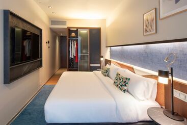 هتل Crowne Plaza Madrid   Centre Retiro, An Ihg