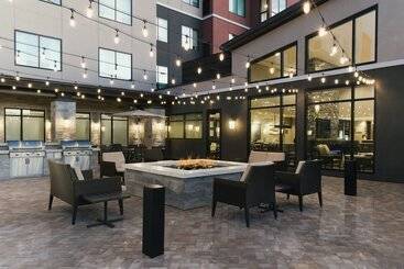 Отель Residence Inn By Marriott Fairfield Napa