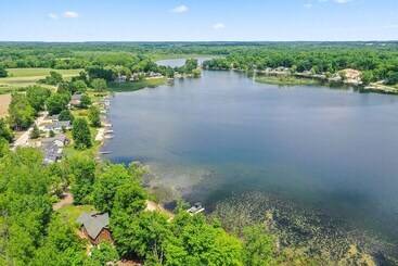 펜션 Cabin Retreat On Big Crooked Lake