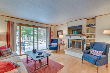 קוטג'' Quiet Retreat On Lake W/ Kayaks, Boats + Bikes!