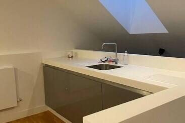 إقامة The Media City House