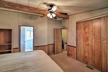 بيت ريفى Bullhead City Home W/ Fire Pit   Walk To Co River!