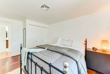 بيت ريفى Chandler Retreat: Outdoor Pool, Patio & Media Room