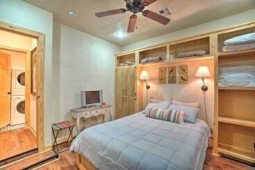 Charming Hilltop Cottage In Medicine Park!