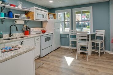 بيت ريفى Below Deck  Beach House: Walk To The Ocean!