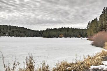 コテージ Cozy Winchester Lake Cabin: Hunting/fishing Haven!