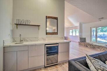 コテージ Family Retreat   Private Tennis Court & Game Room