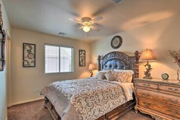 קוטג'' San Tan Valley Home W/ Private Pool & Hot Tub!