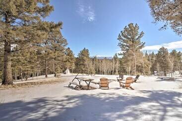 קוטג'' Log Cabin W/ Mountain Views ~ 30 Mi To Pikes Peak!