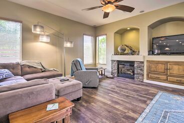 کلبه Luxe Queen Creek Escape: Private Pool + Yard!