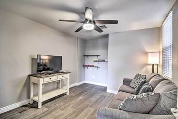 کلبه Mesa Abode W/ Grill & Hot Tub   2 Mi To Shopping!