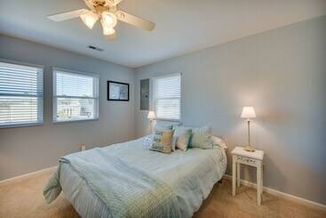 بيت ريفى North Home On North River W/ Community Dock