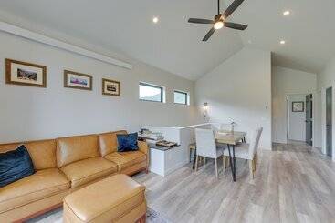 קוטג'' Quiet Alpine Hideaway W/ Panoramic Mountain Views!