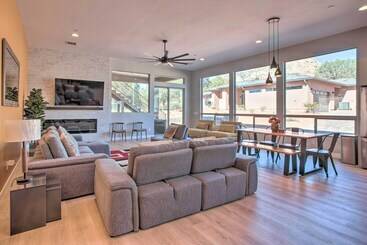 کلبه Sedona Sanctuary W/ Hot Tub, Fire Pit & Grill