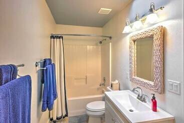 별장 Stunning Pinetop Lakes Country Club Retreat!