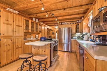 茅舍 The Fox Wood In Blue Ridge Mtns By Grandfather Mtn