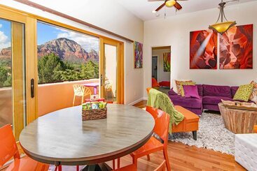 کلبه West Sedona House W/ Furnished Patio & Views!