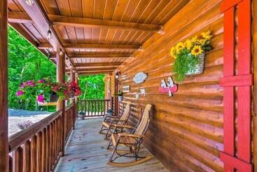 بيت ريفى Almost Heaven Too  50 Acre Escape W/ Pond!