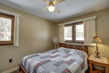 کلبه Breezy Point House W/ Dock On Pelican Lake!